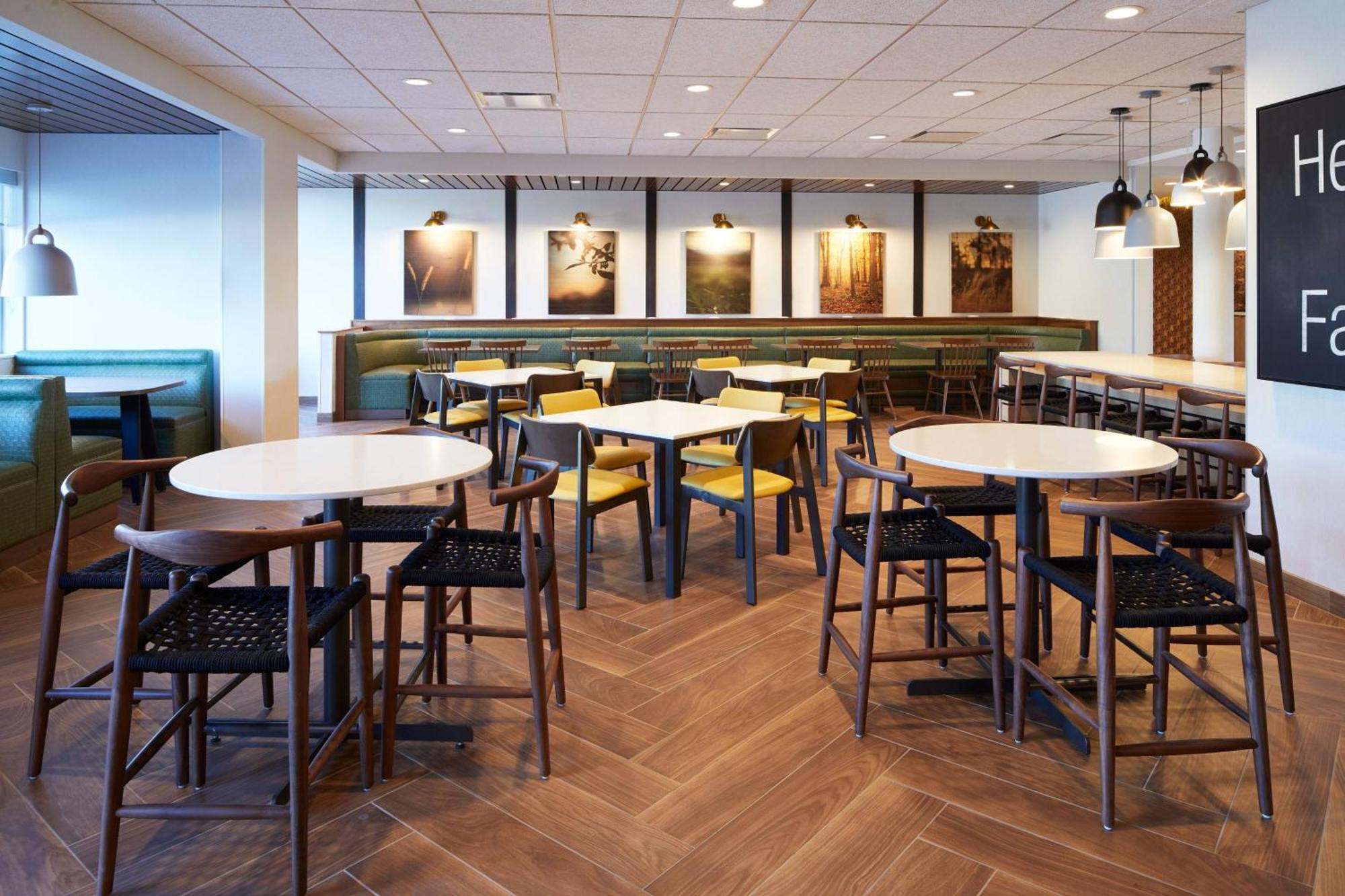 Fairfield Inn & Suites By Marriott Riverside Морено-Валли Экстерьер фото